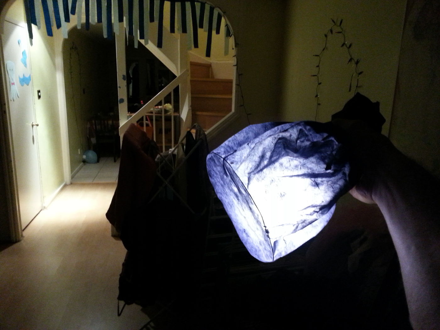 The lantern in a dim-light environment