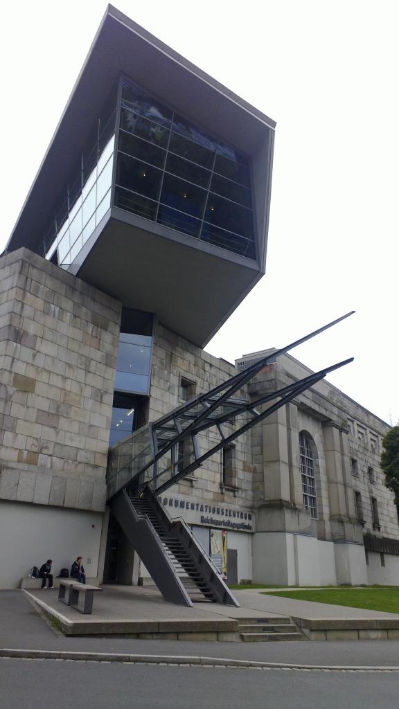 The entrance of the Dokumentationszentrum